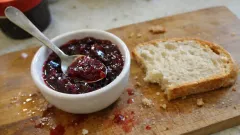 Lezzetli Vişne Marmelatı Tarifi: Evde Kolayca Yapılır! - Sezenİşi - Yemek Tarifleri